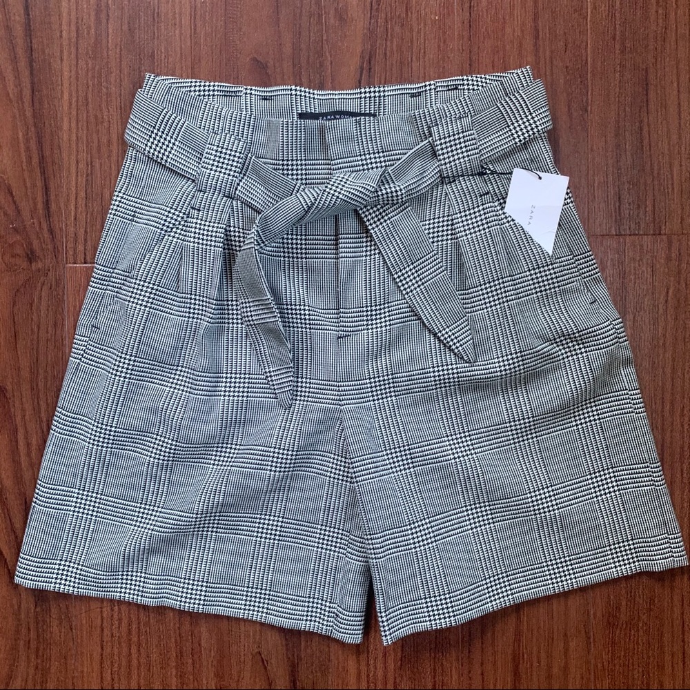 ZARA Plaid Autumn Short